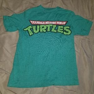 Boy's size M Ninja turtle shirt